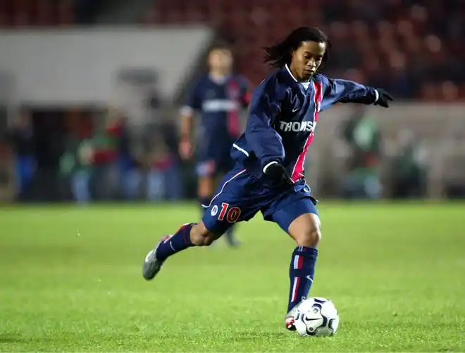 对于球迷而 对于球迷而