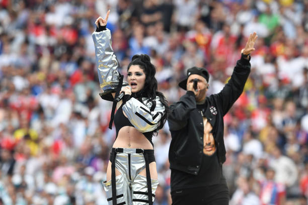 而在这个赛 而在这个赛